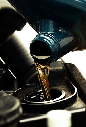 Nahaufnahme von fließendem Öl.